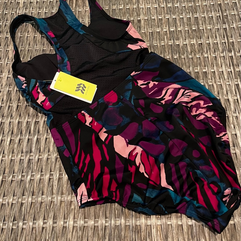 🆕All In Motion Zip-Front Racerback Print Swimsuit Size M (8-10) - Picture 4 of 4